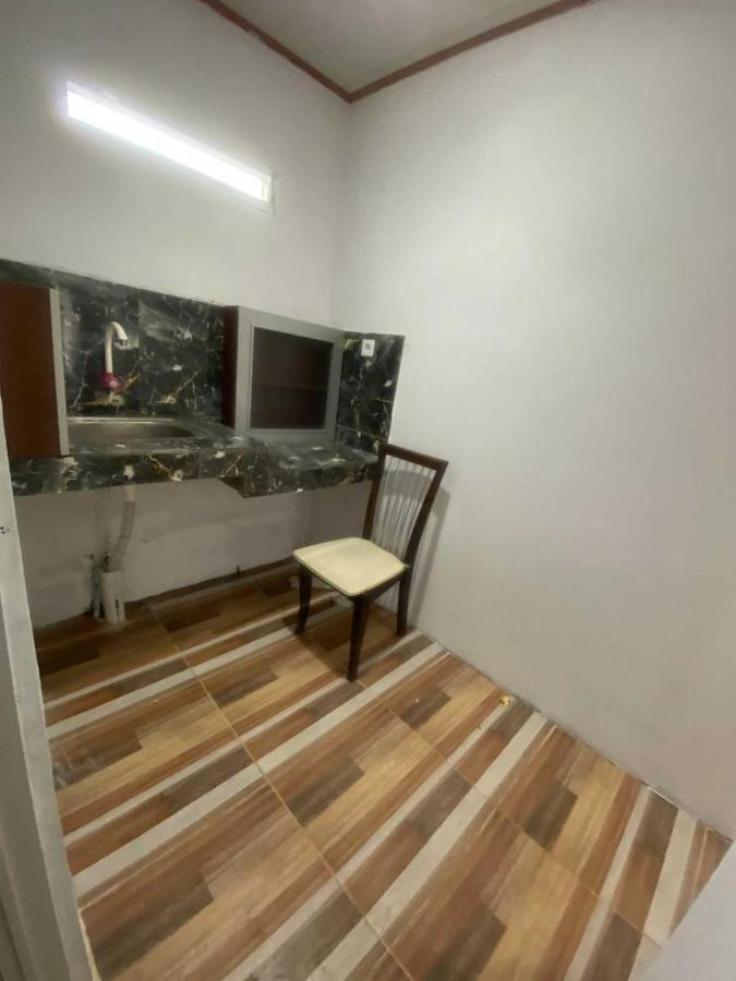 Express O 92147 Nia Residence Depok Exterior foto